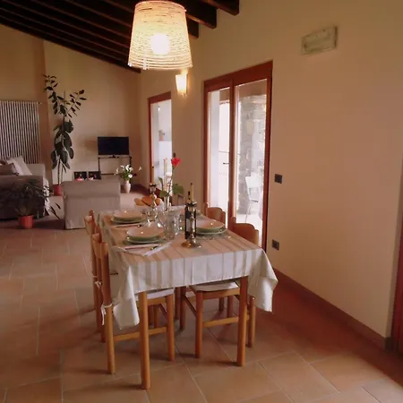By Iseo With Stunning Views Apartment