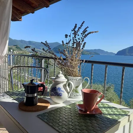 By Iseo With Stunning Views Apartment Marone