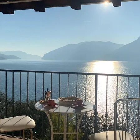 By Iseo With Stunning Views Apartment Marone